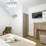 La Maison Plakes 3 Bdr