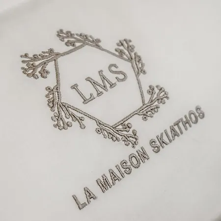 La Maison Plakes 3 Bdr アパート スキアトスタウン