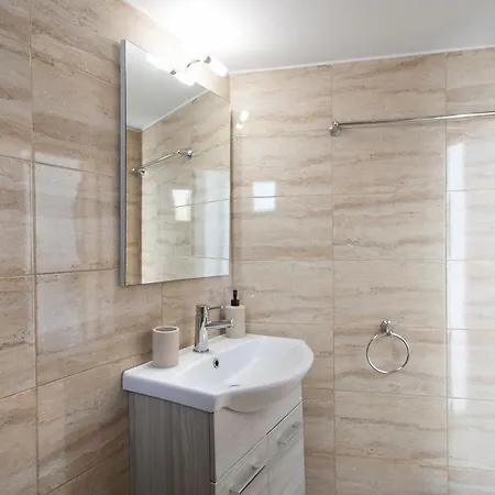 Appartement La Maison Plakes 3 Bdr *