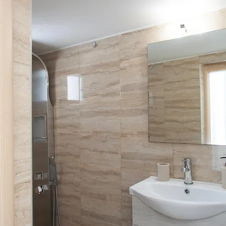 La Maison Plakes 3 Bdr アパート スキアトスタウン