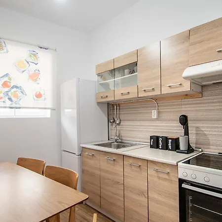 La Maison Plakes 3 Bdr