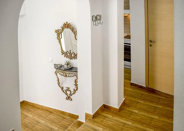 La Maison Plakes 3 Bdr