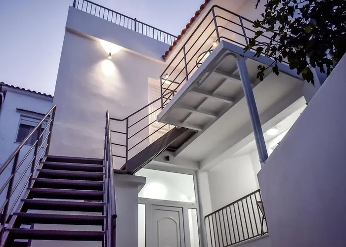 La Maison Plakes 3 Bdr Apartamento