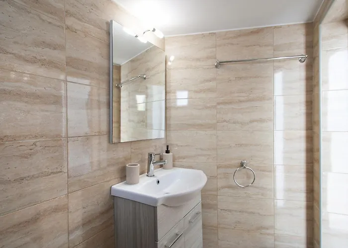 Apartamento La Maison Plakes 3 Bdr *