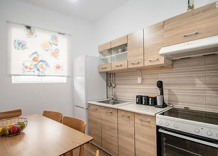 La Maison Plakes 3 Bdr